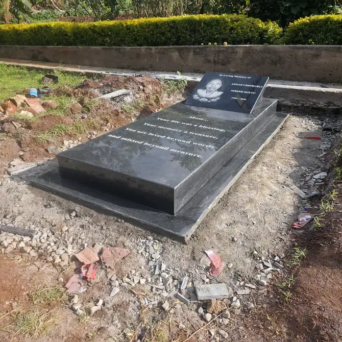Memorial Graves