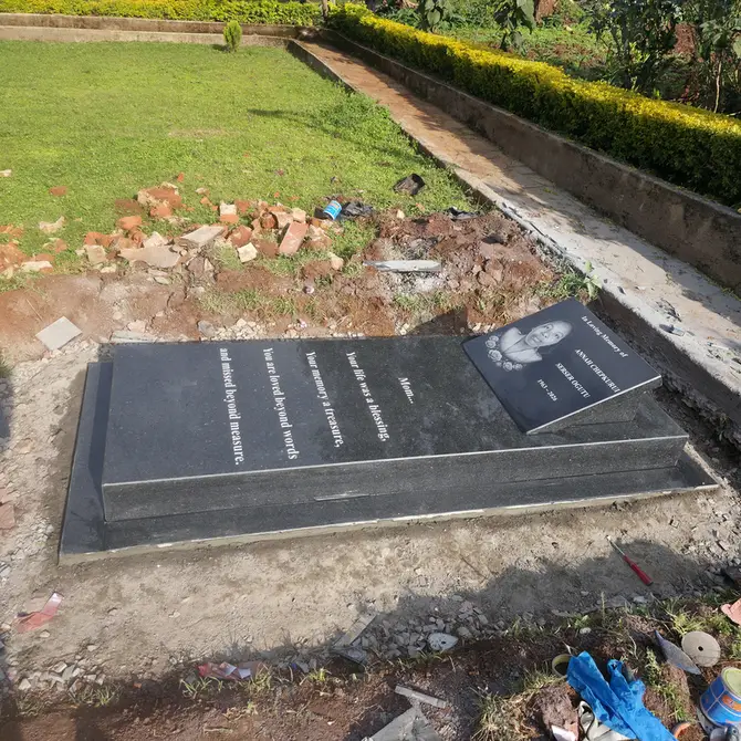 Memorial Graves