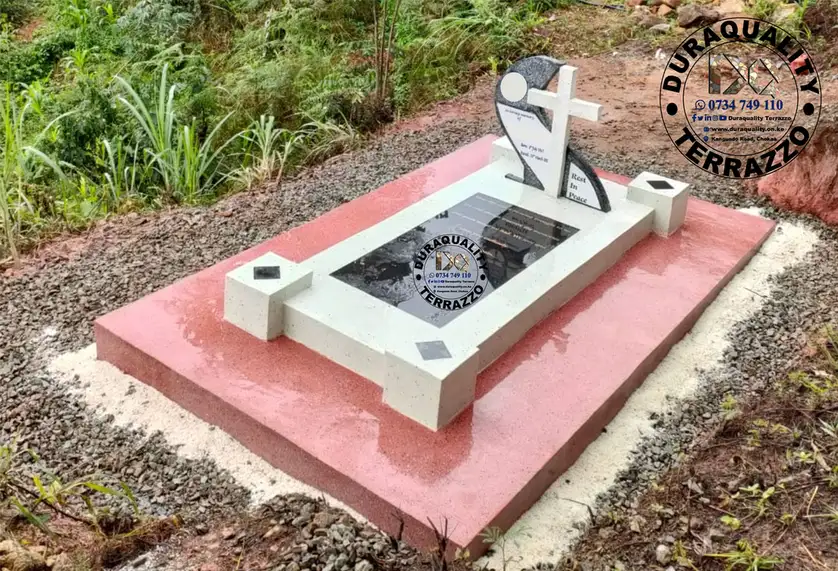 Memorial Graves